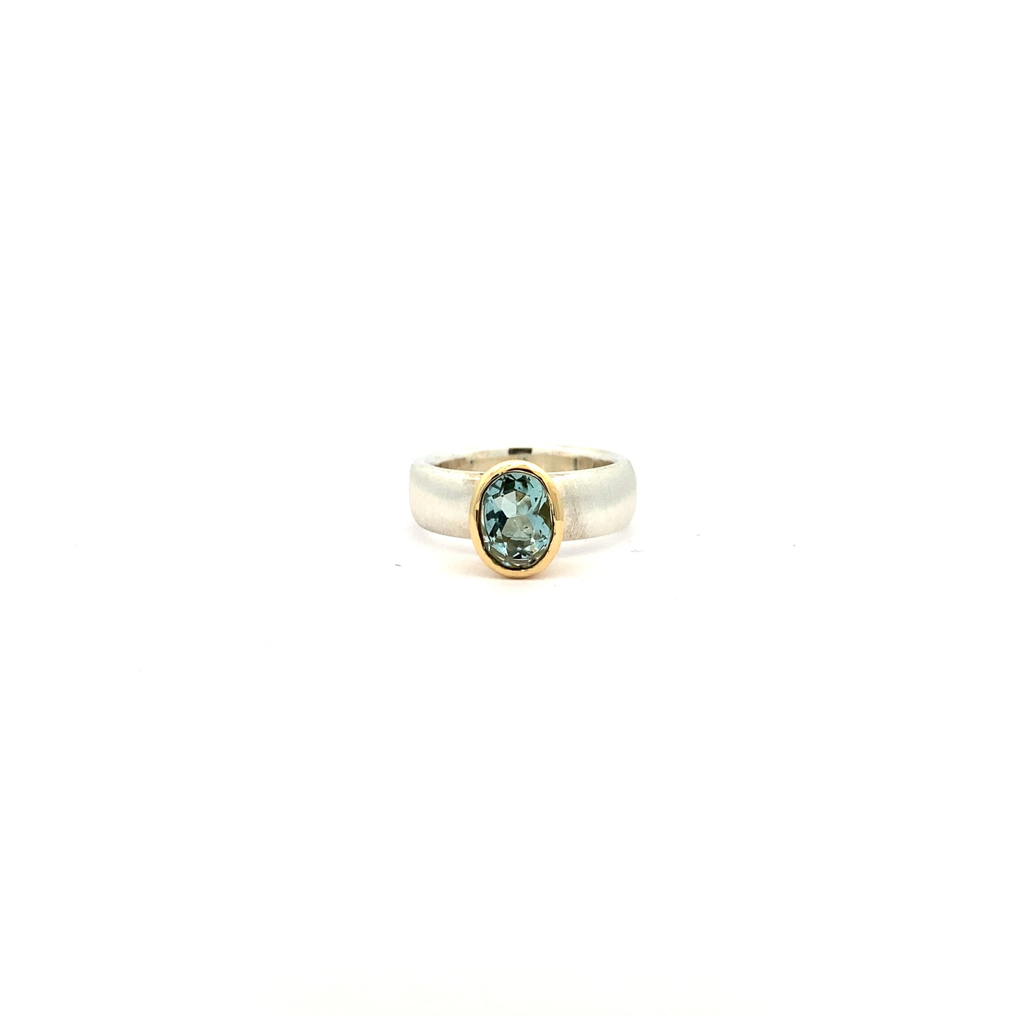 Oval Cut Pale Blue Beryl Ring