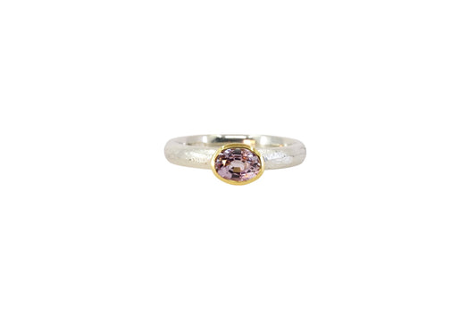 Lilac Sapphire Ring