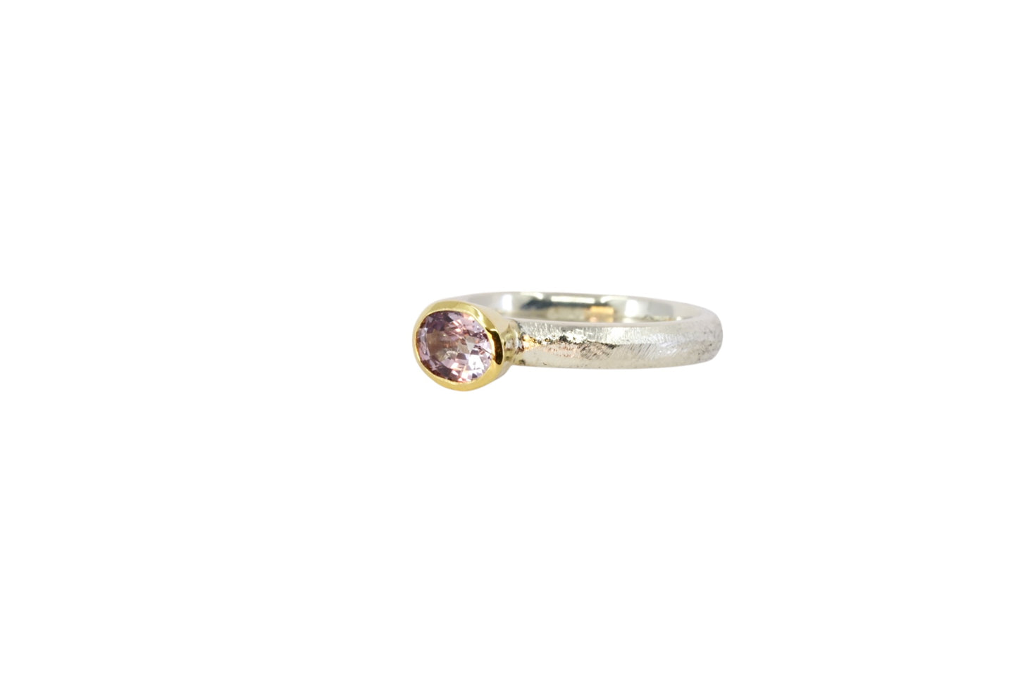 Lilac Sapphire Ring
