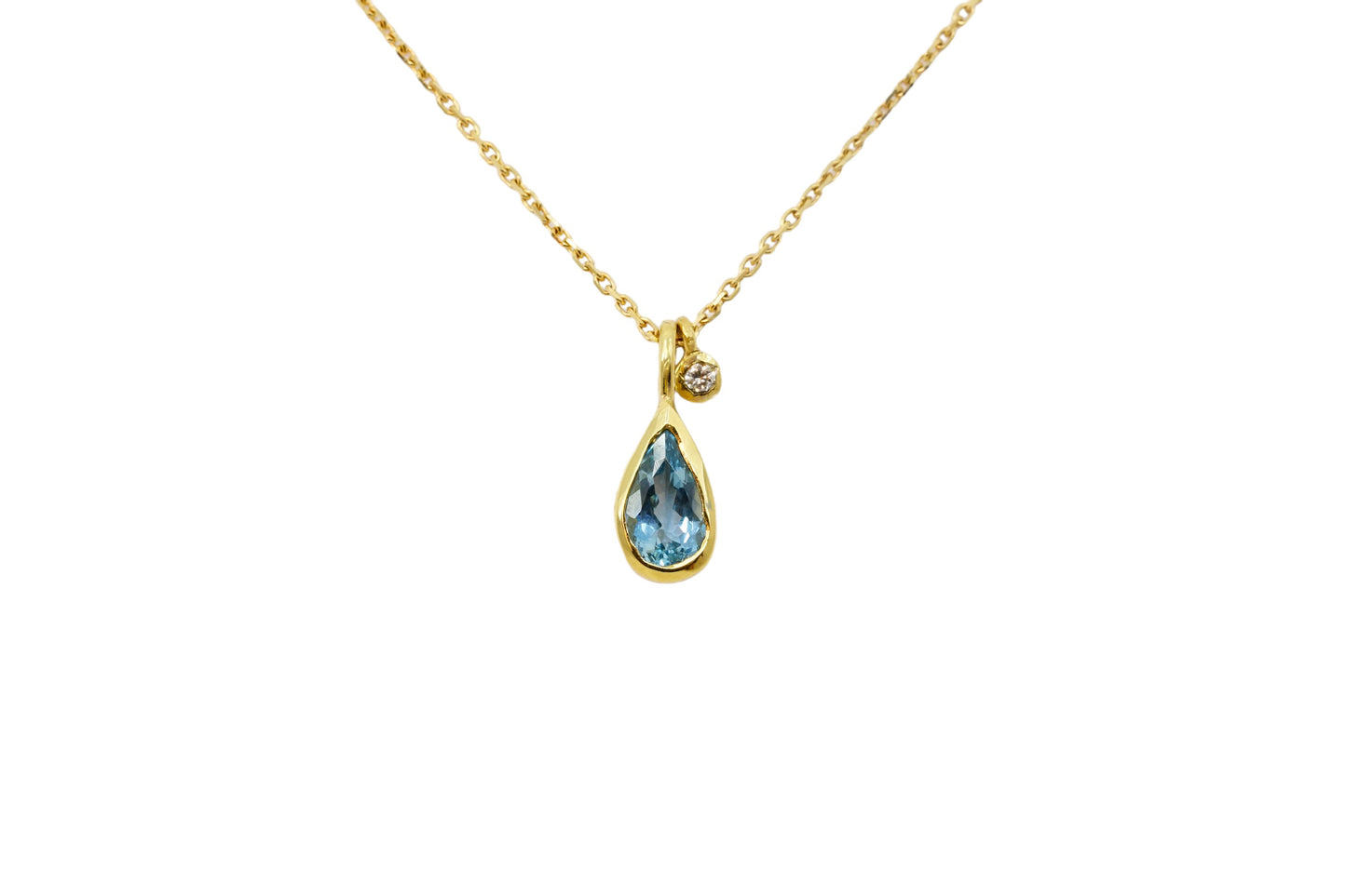 Aquamarine and Diamond Pendant Necklace