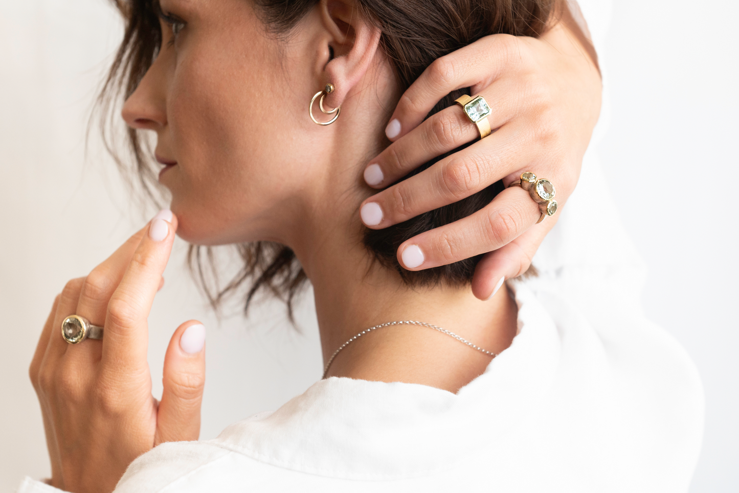 Green Round Cut Quartz Trio Ring