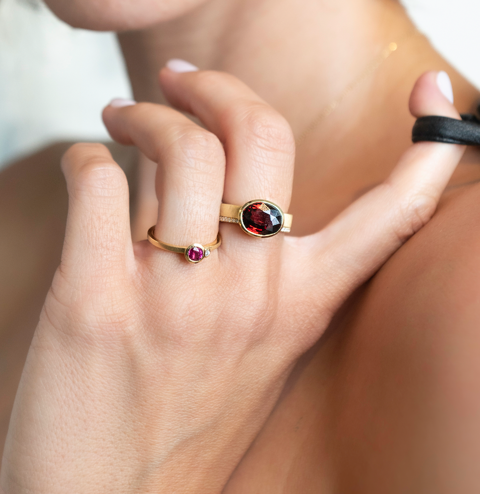 Ruby and Diamond Asymmetric Ring