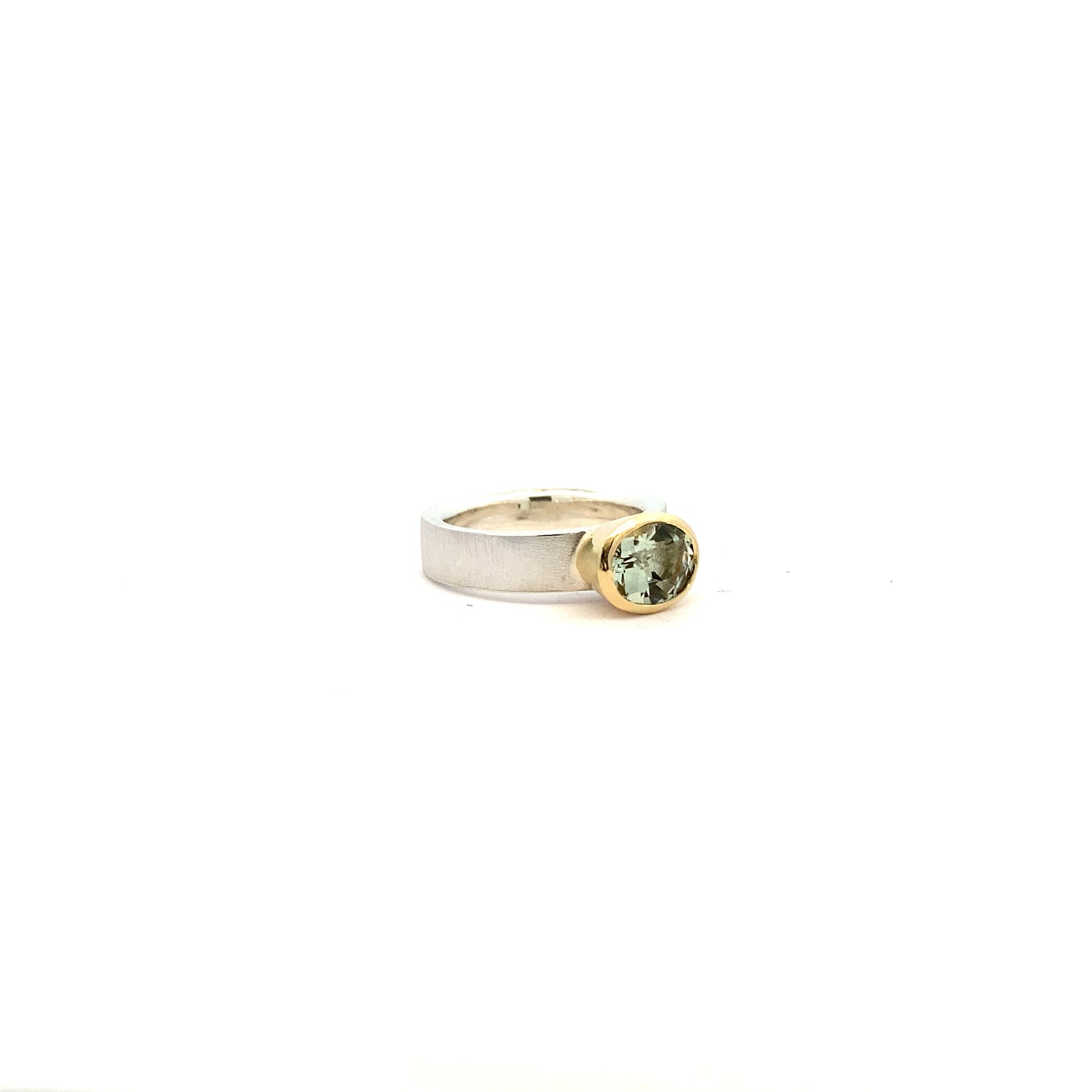 Oval Cut Pale Green Beryl Ring