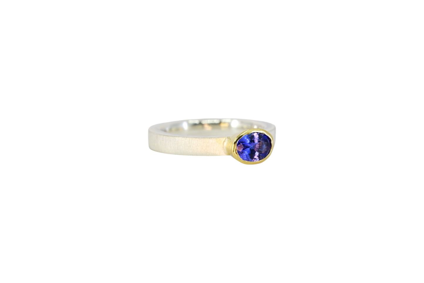 Oval Tanzanite Ring