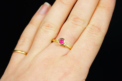 Ruby and Diamond Asymmetric Ring