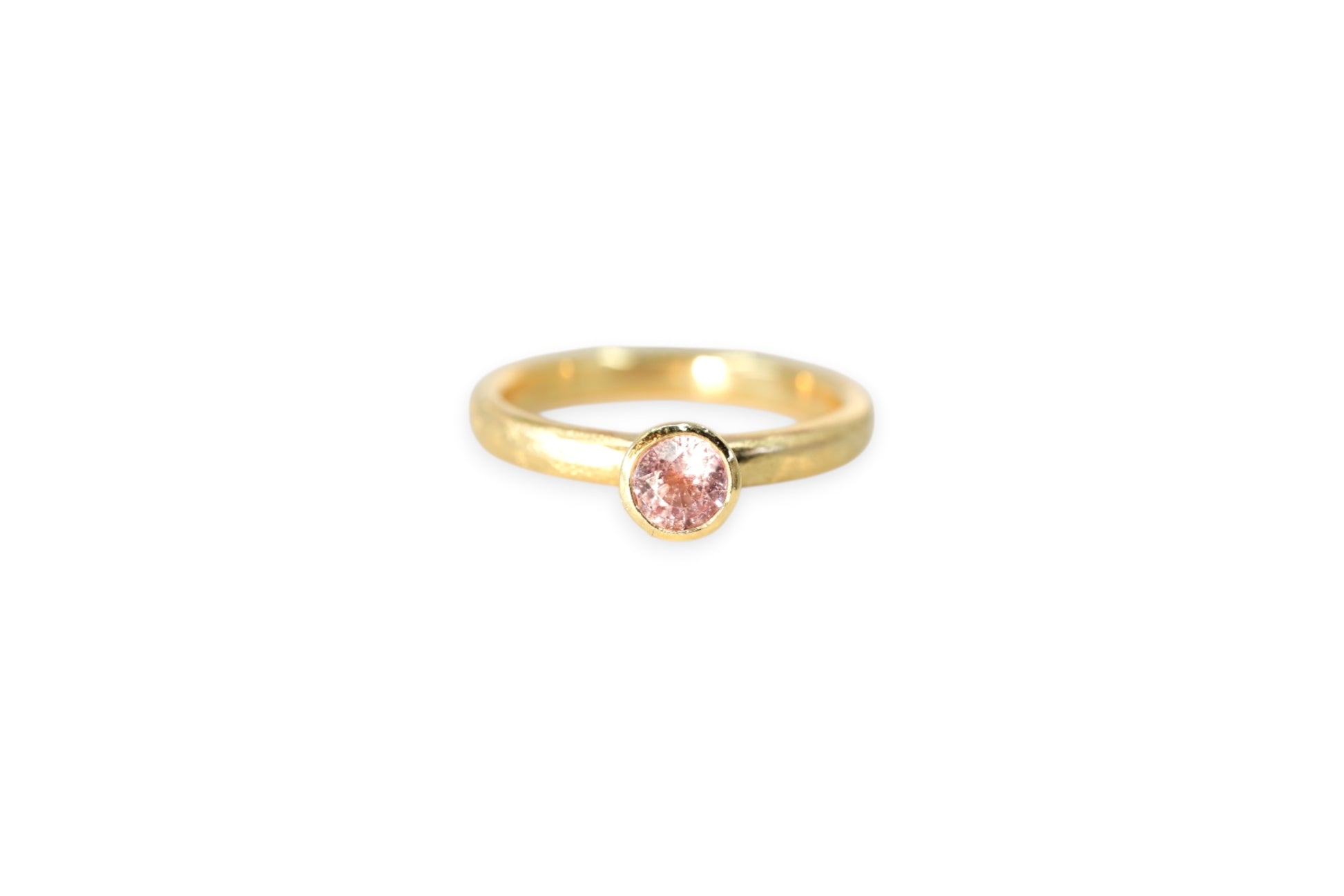 Pale Pink Sapphire Solitaire Ring | Libby Rak Jewellery