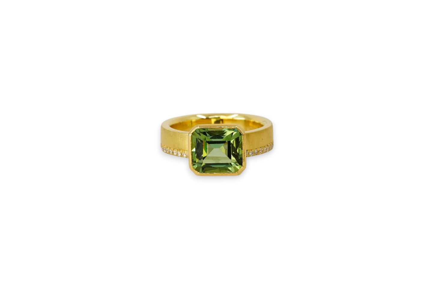 Green tourmaline Darcy Ring