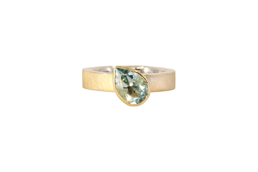 Pear Cut Aquamarine Gold Lined Ring