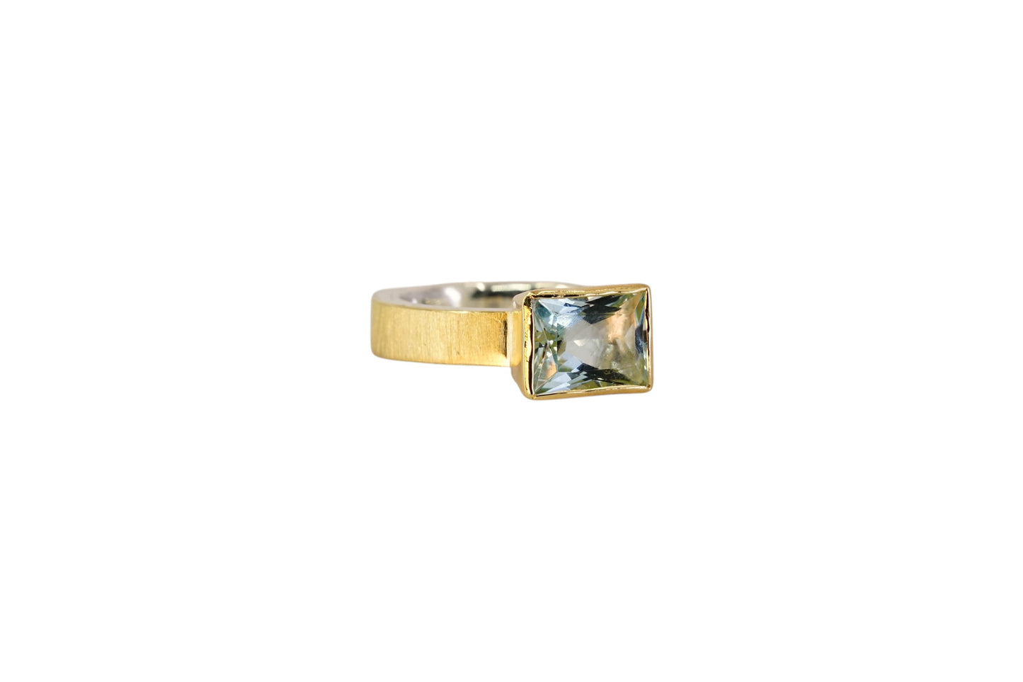 Aquamarine Radiant Cut Gold Lined Ring